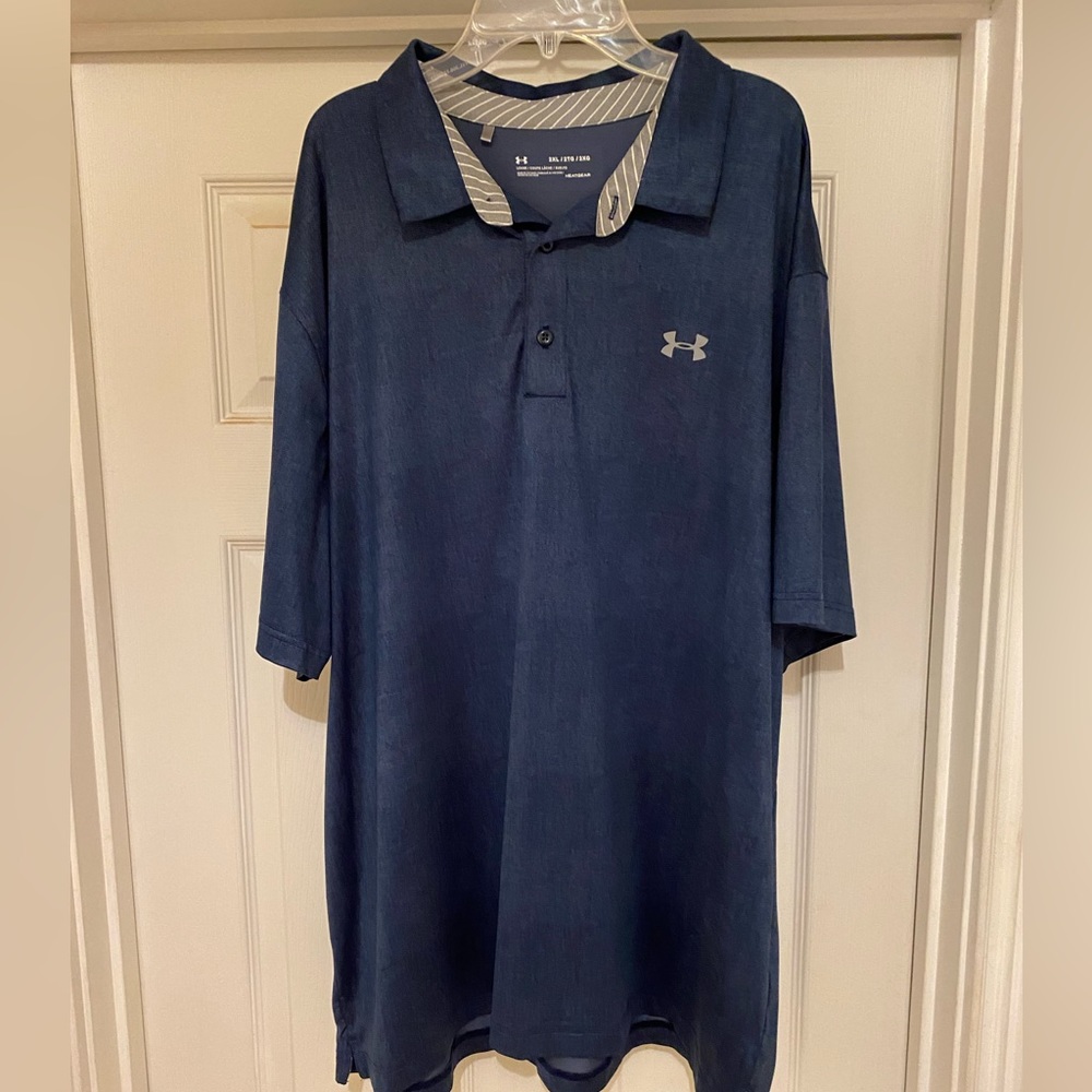 Under Armour Men’s Loose Fit Polo. Size 2XL. Color blue.